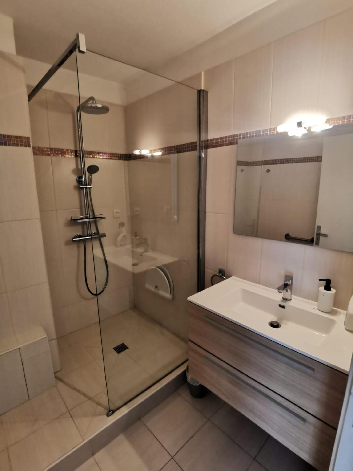 Lido, Private Apartment Seaside, Parking, Swimming Pool 滨海卡涅 外观 照片
