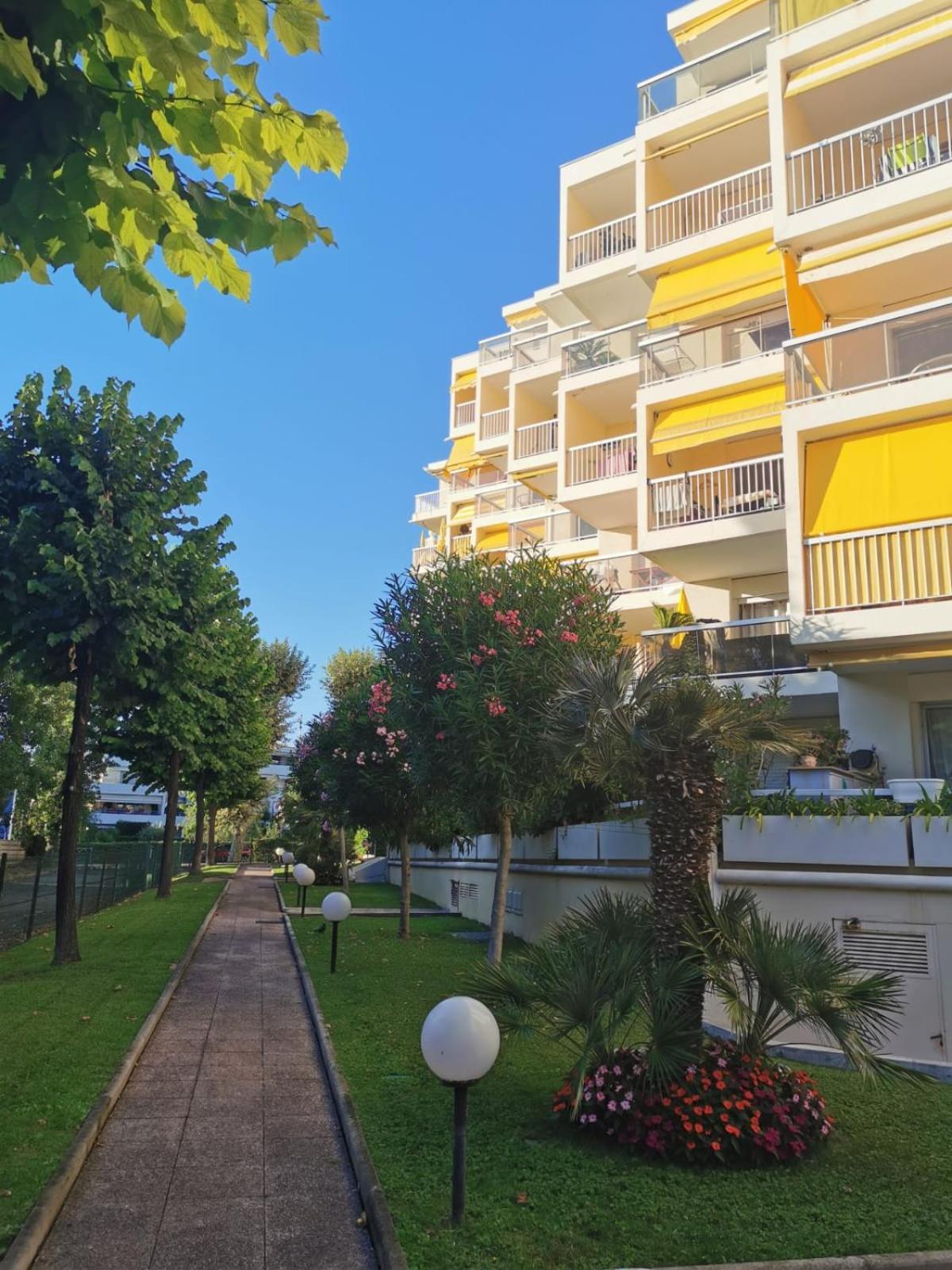 Lido, Private Apartment Seaside, Parking, Swimming Pool 滨海卡涅 外观 照片
